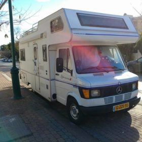 אוטוקרוואן